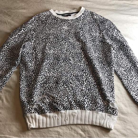Amiri Distressed Leopard Crewneck Sweatshirt Women’s XXL - Picture 3 of 4